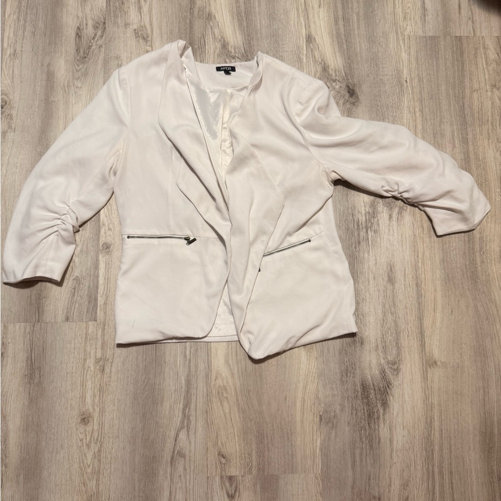 Apt. 9 Blazer